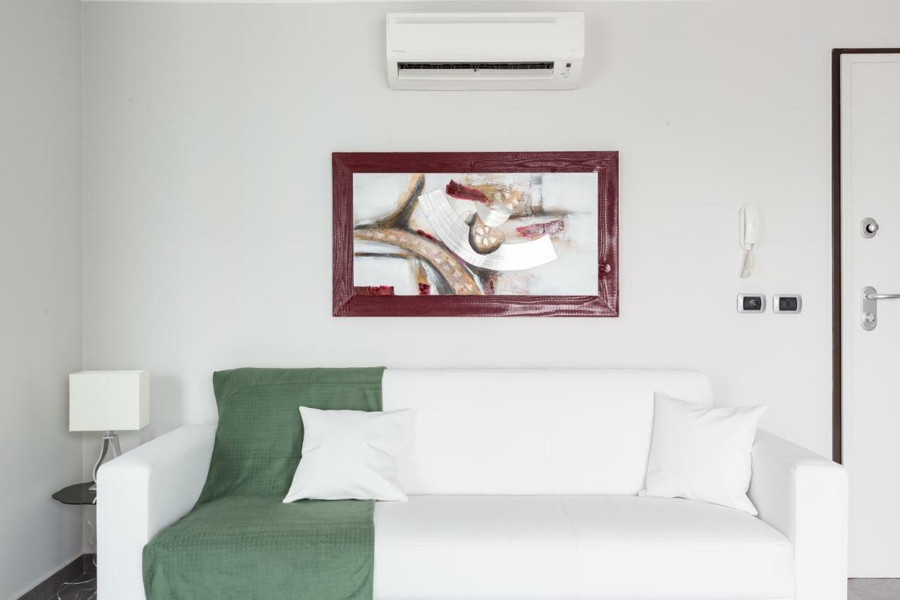 Penthouse 40 In Trastevere With Seasonally Jacuzzi Roma Eksteriør bilde