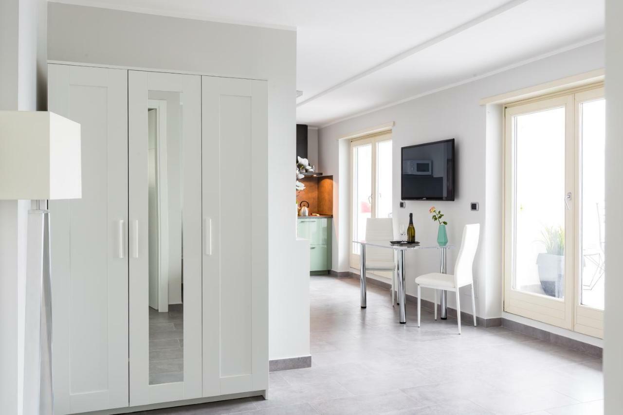 Penthouse 40 In Trastevere With Seasonally Jacuzzi Roma Eksteriør bilde