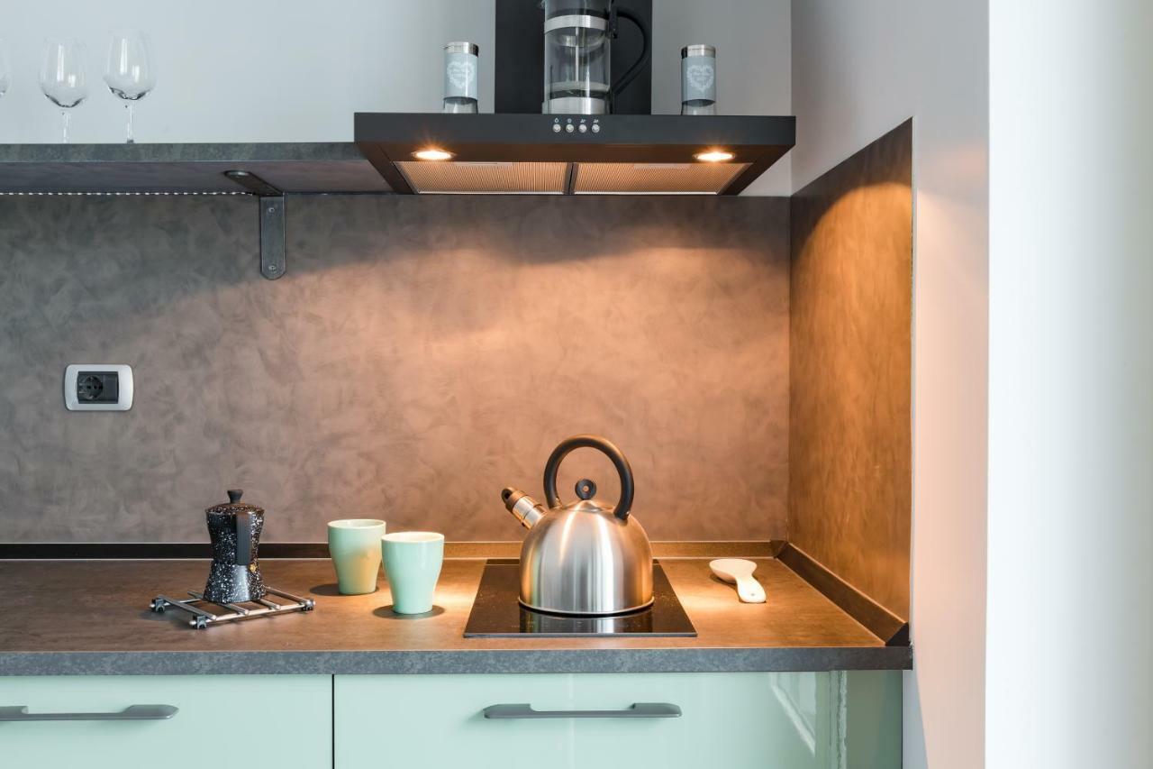 Penthouse 40 In Trastevere With Seasonally Jacuzzi Roma Eksteriør bilde