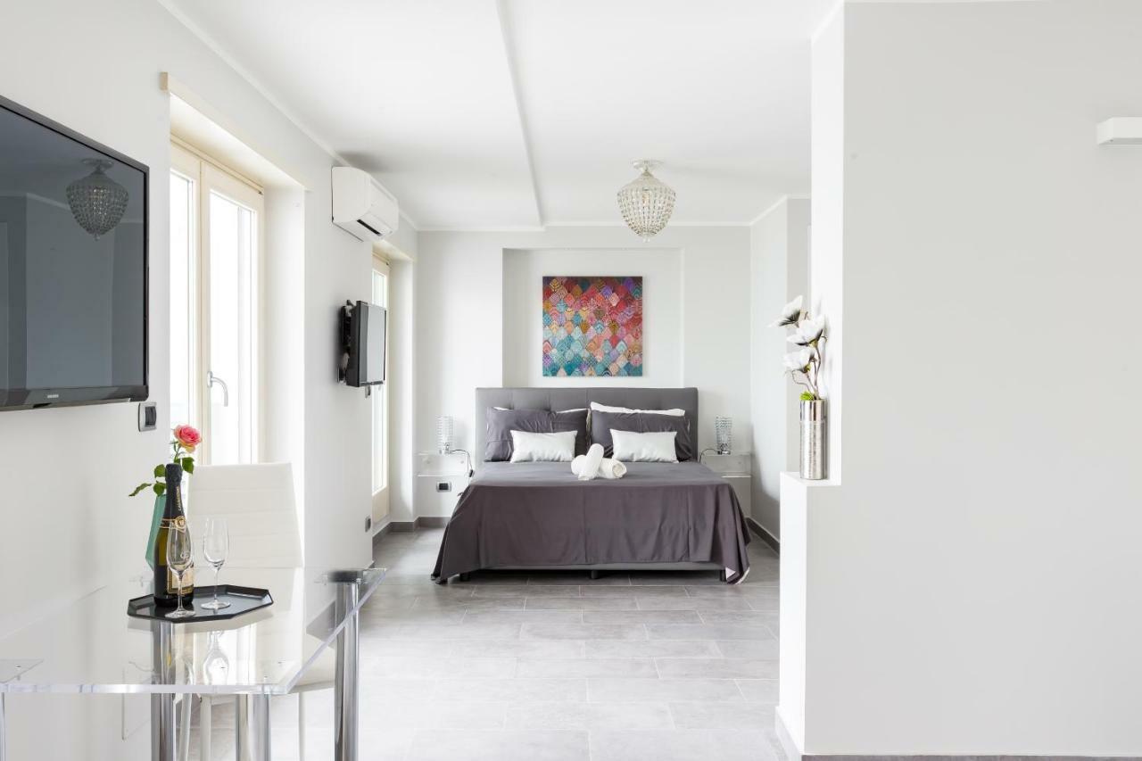 Penthouse 40 In Trastevere With Seasonally Jacuzzi Roma Eksteriør bilde